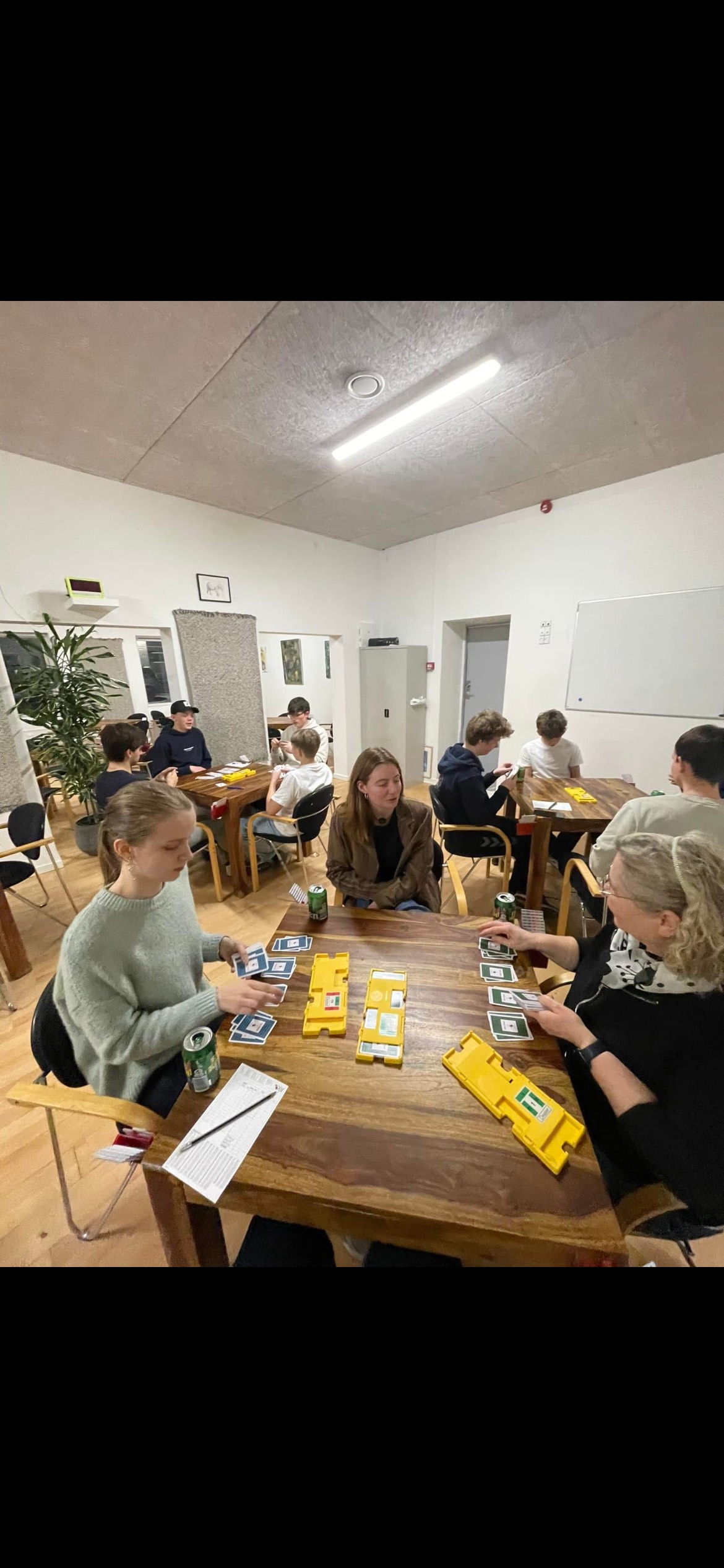 UngdomsBridge – flere borde og god stemning